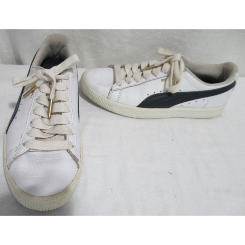 Puma Clyde Women's Size 6.5 White & Navy Blue Leather Casual Athletic Sneakers